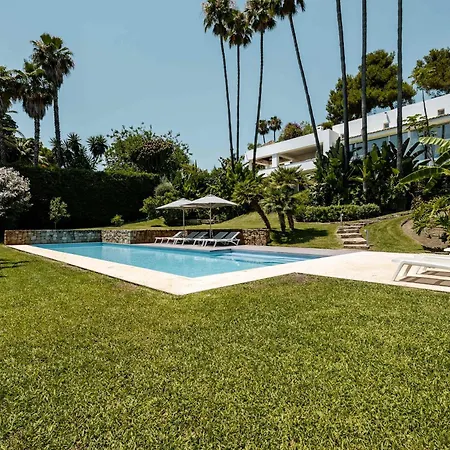 Limena Luxury Golden Mile Private Pool Villa Marbella