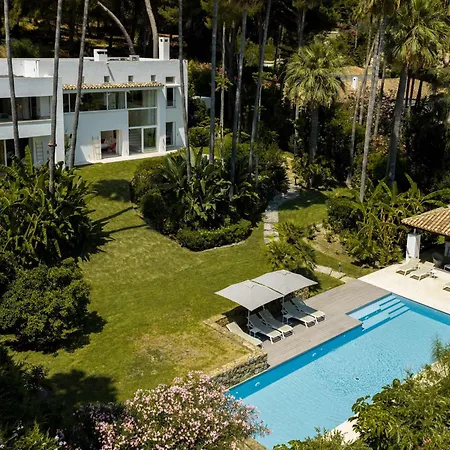 Limena Luxury Golden Mile Private Pool *