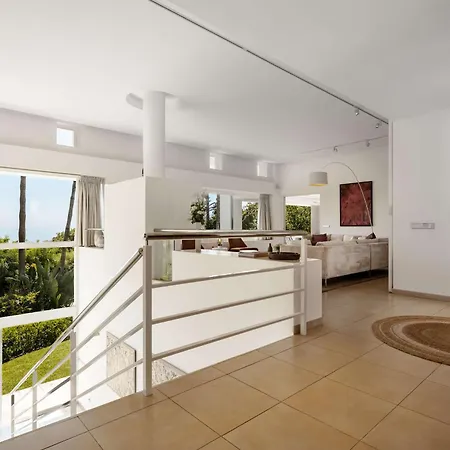 Limena Luxury Golden Mile Private Pool Villa Marbella
