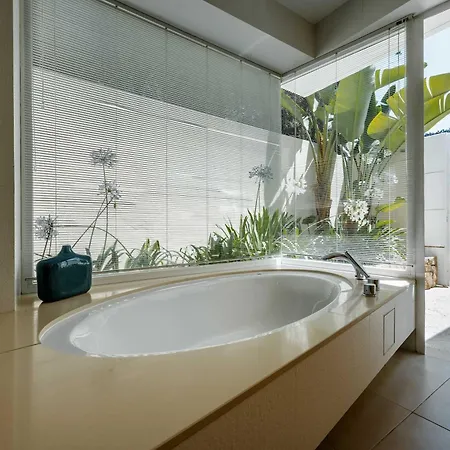 Limena Luxury Golden Mile Private Pool Villa *