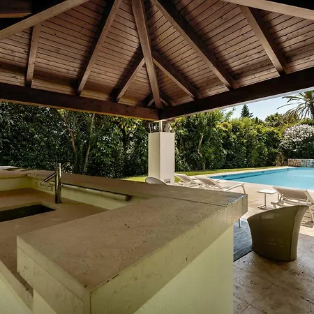 Limena Luxury Golden Mile Private Pool Villa Marbella